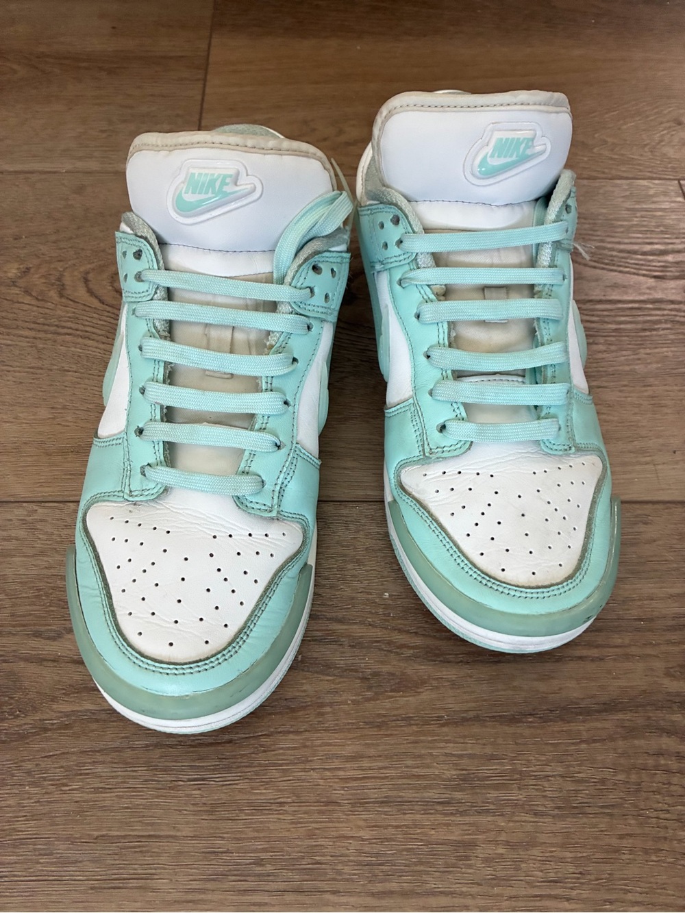 Nike Women's Dunk Low Twist shoes in the "Jade Ice" colorway